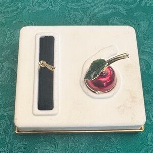 NEW Estée Lauder Beautiful Red Cherry Solid Compact